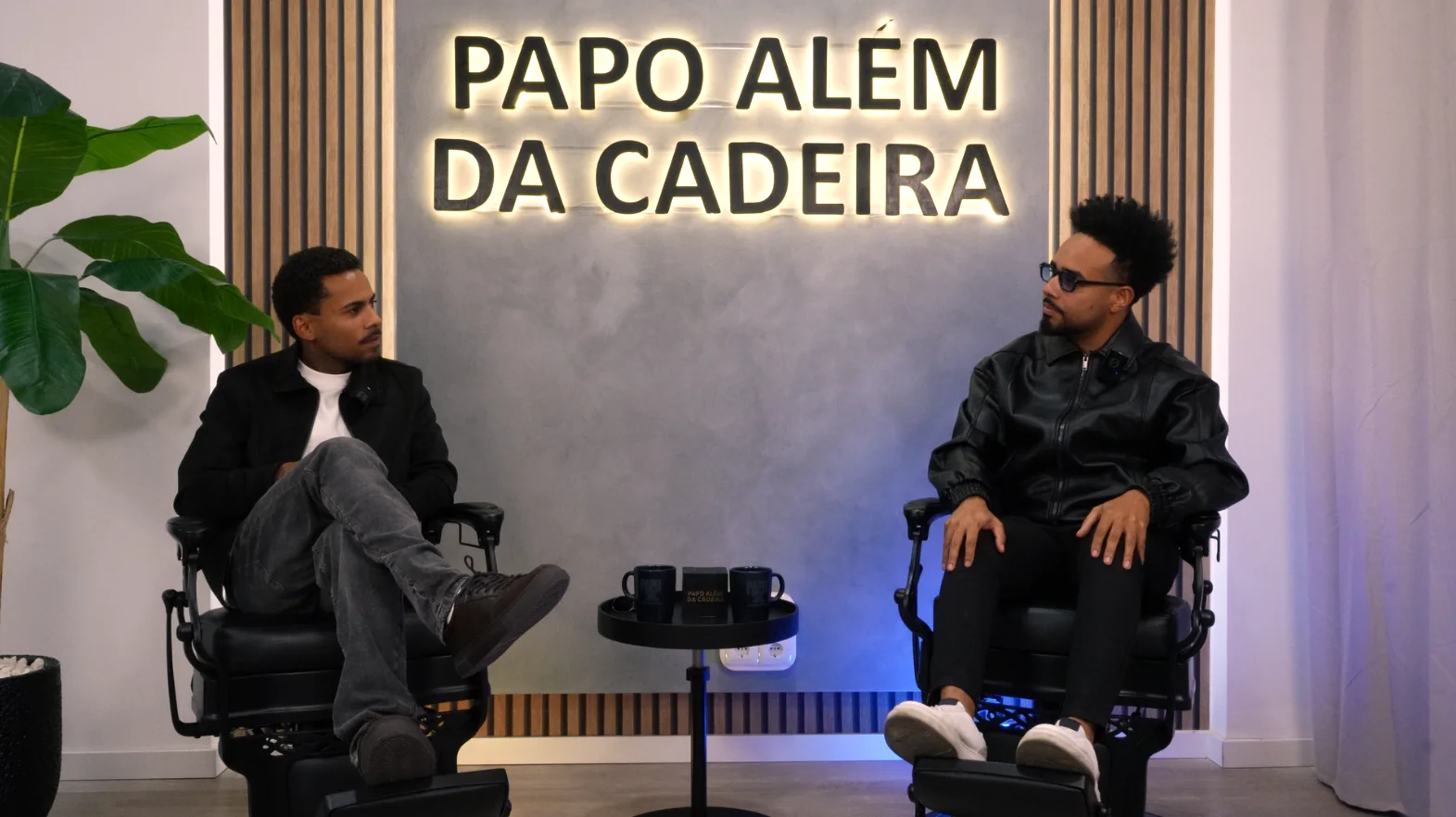 Podcast Papo Além da Cadeira, plano geral